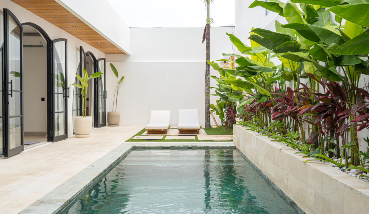 VILLA 3010-01