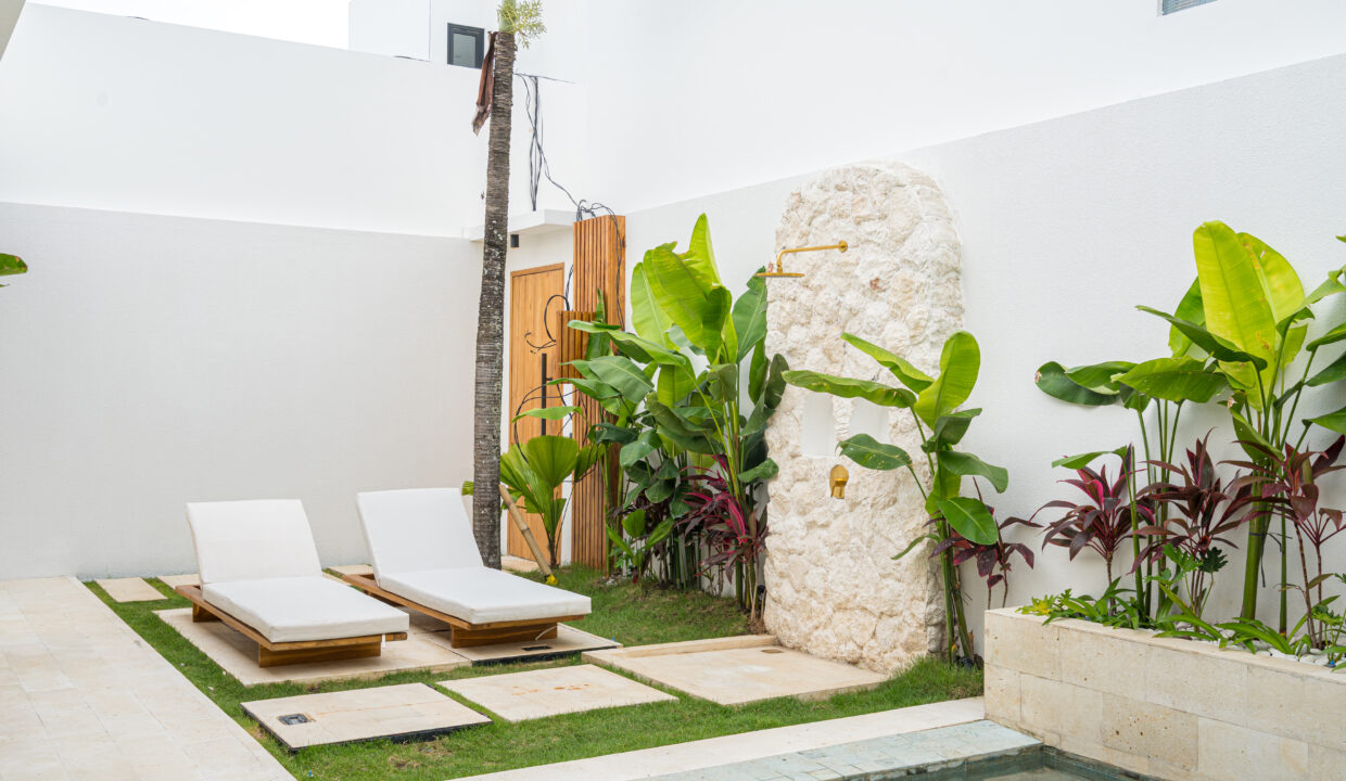 VILLA 3010-05