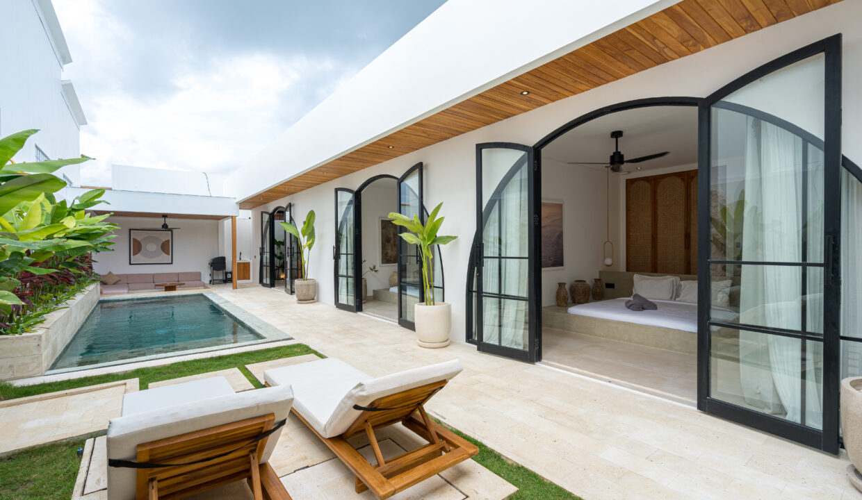 VILLA 3010-08