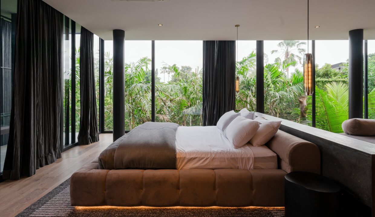 BS_08837-13Jul2022 3